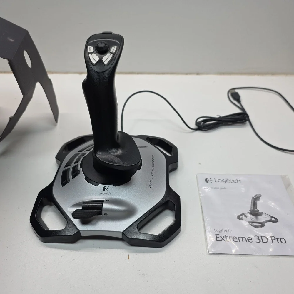 Logitech Extreme 3D‎ Pro Precision Flightstick Joystick IOB W/Manual Tested